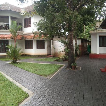 Lovedale Lakeside Homestay Alappuzha Kültér fotó