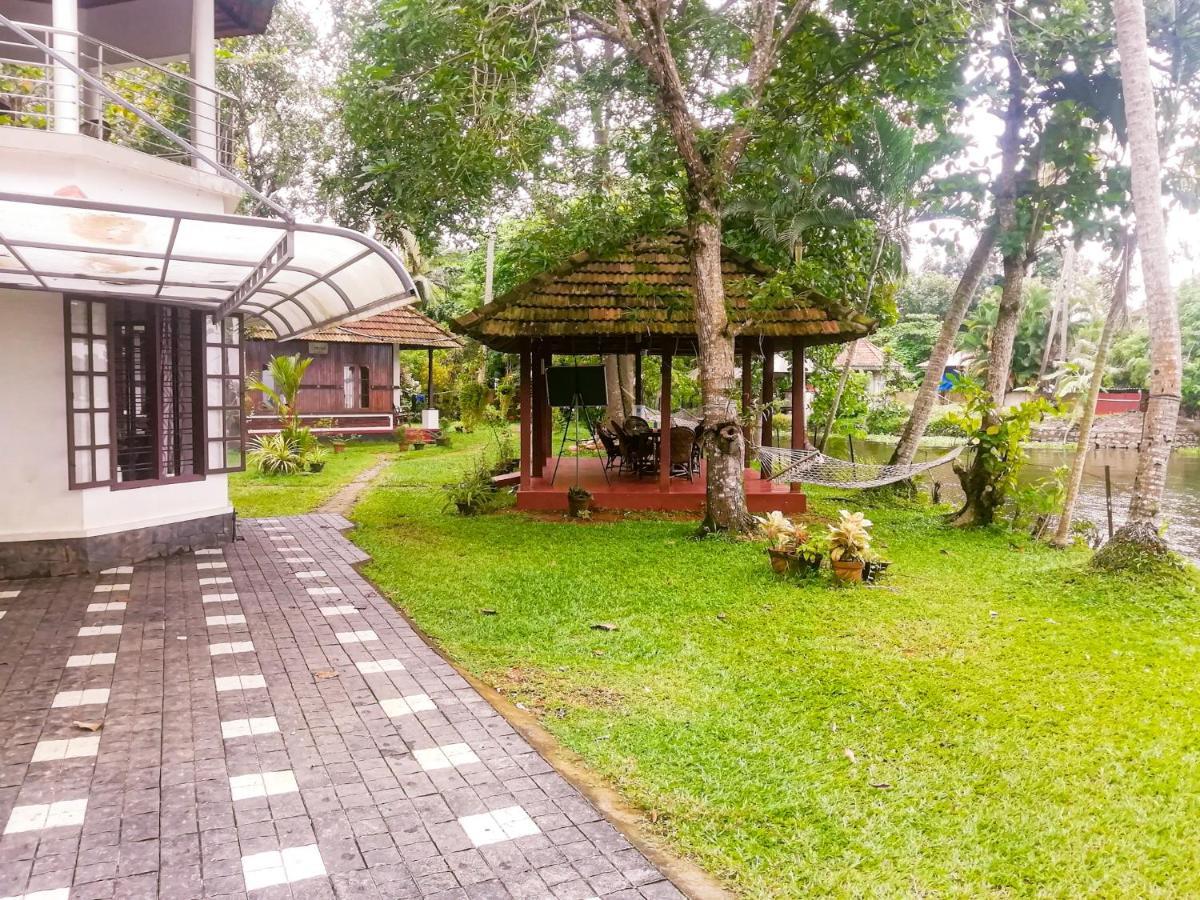 Lovedale Lakeside Homestay Alappuzha Kültér fotó