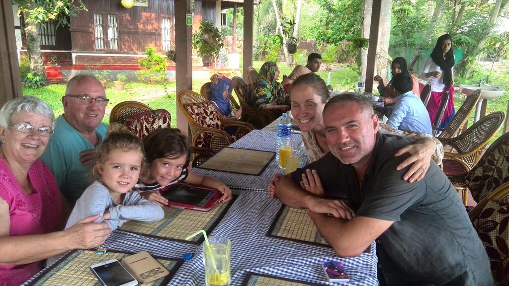 Lovedale Lakeside Homestay Alappuzha Kültér fotó