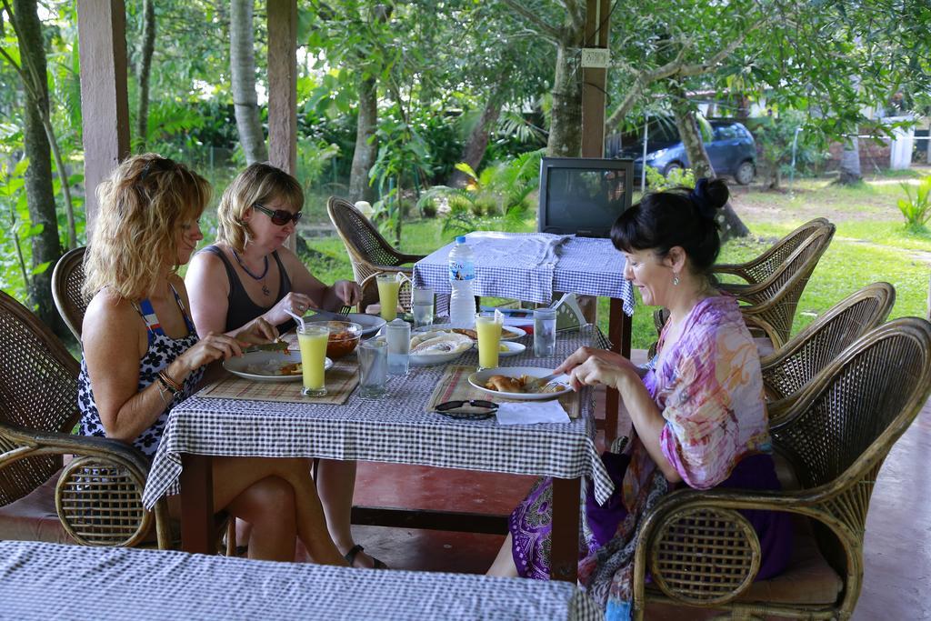 Lovedale Lakeside Homestay Alappuzha Kültér fotó